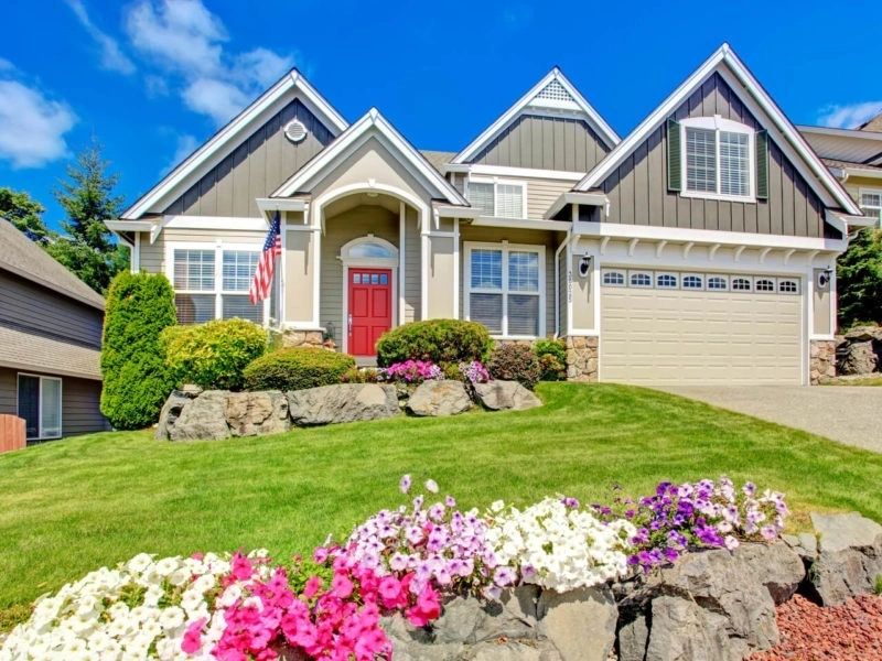 10 Easy Curb Appeal Tips for Sellers